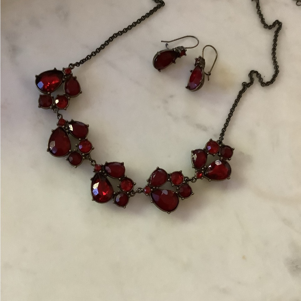 🦋Antique look Necklace & Earrings